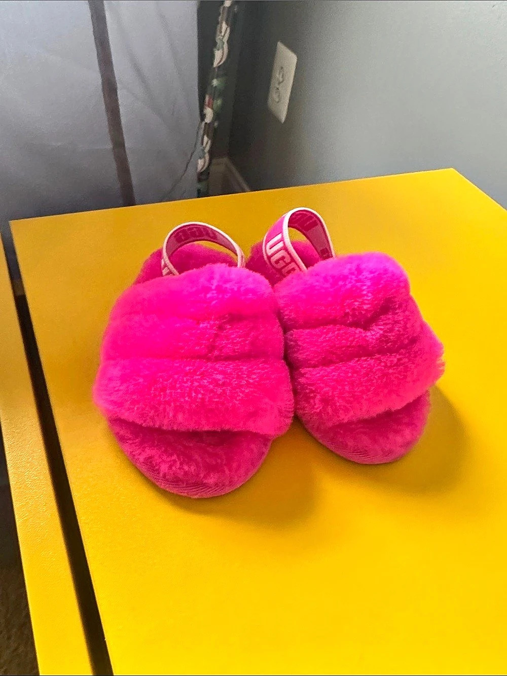 UGG Toddlers' Fluff Yeah Slide Pink Slippers